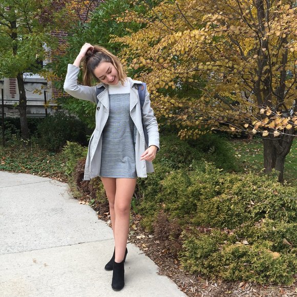 Meet your Posher, Meredith - Picture 1 of 1